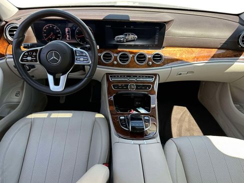 Used 2020 Mercedes-Benz E 350 4MATIC Sedan image 20