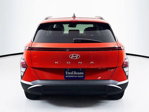 Certified 2024 Hyundai Kona SEL AWD/4WD image 7
