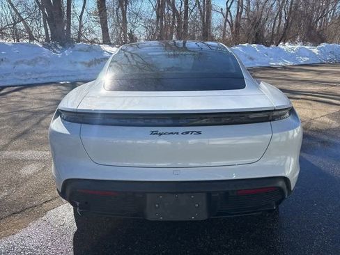 Certified 2022 Porsche Taycan GTS image 4