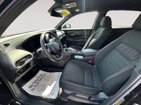 Certified 2024 Honda HR-V Sport image 9