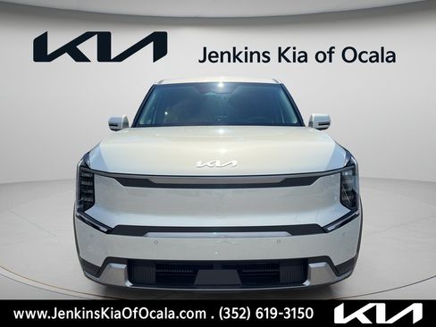 New 2026 Kia EV9 Light RWD image 8