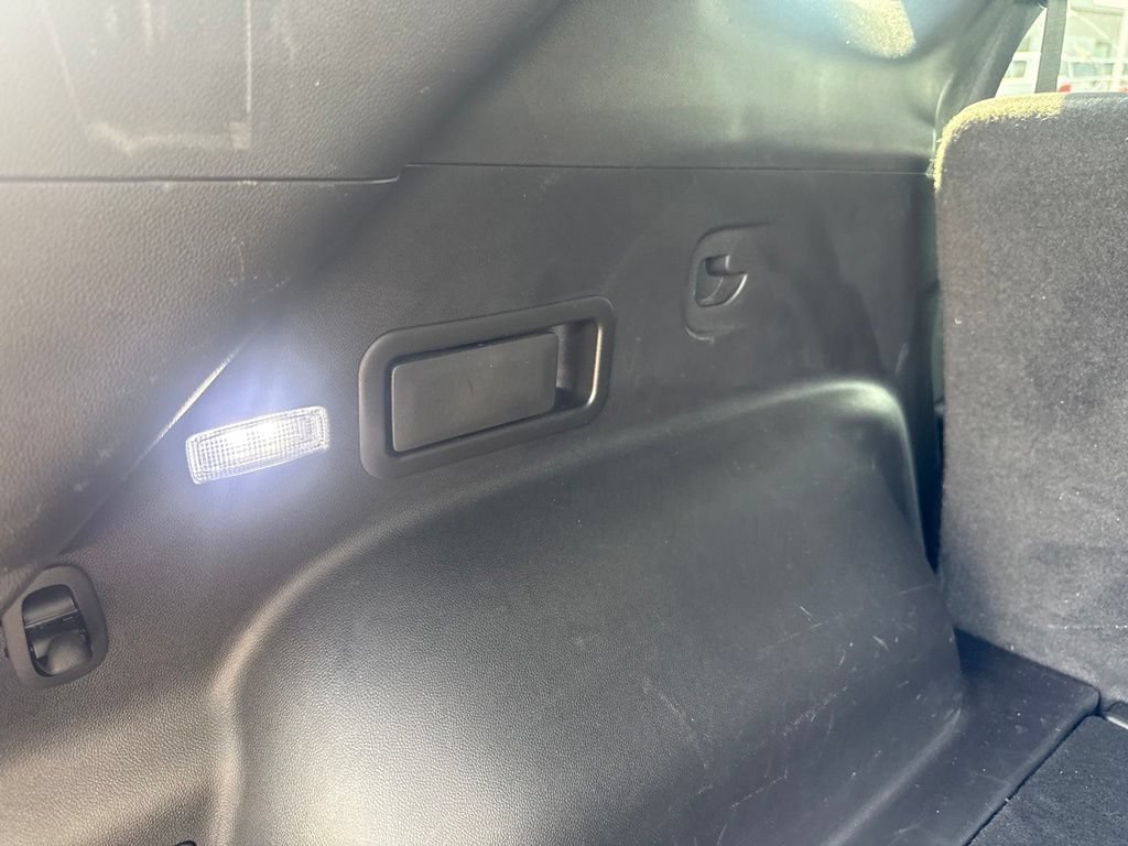 Used 2022 Chevrolet Blazer LT AWD/4WD image 44