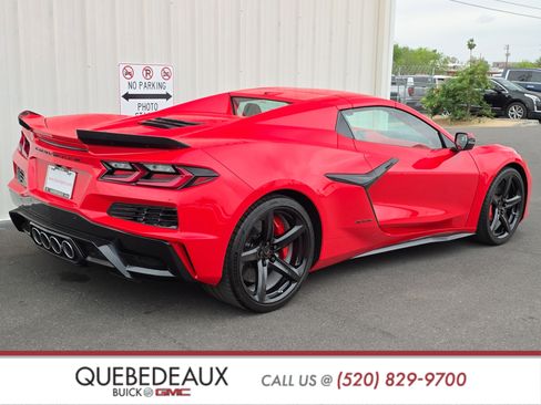 Used 2023 Chevrolet Corvette Z06 RWD image 14