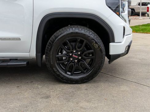 New 2026 GMC Sierra 1500 Elevation w/ Elevation Premium Package image 33