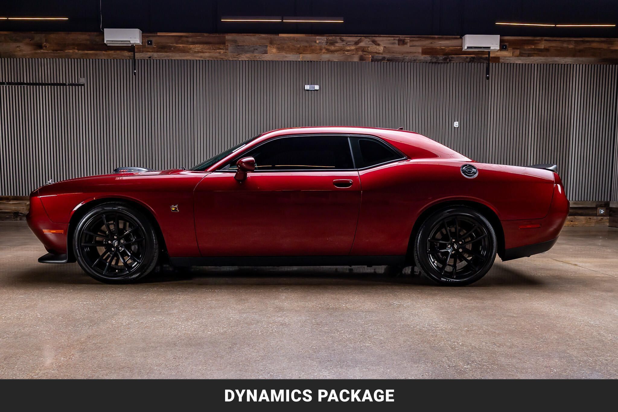 Used 2022 Dodge Challenger R/T Scat Pack w/ Shaker Package RWD image 5