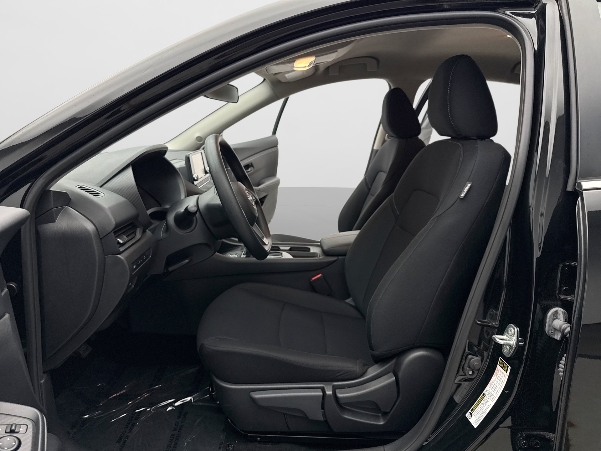 Used 2025 Nissan Sentra S FWD image 13