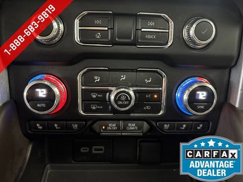 Certified 2023 GMC Yukon XL SLT w/ SLT Luxury Package AWD/4WD image 17