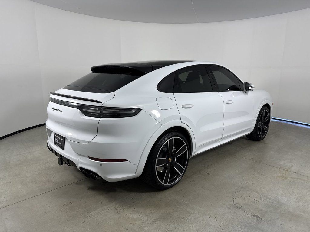 Certified 2023 Porsche Cayenne Turbo w/ Assistance Package AWD/4WD image 7