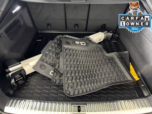 Used 2025 Audi Q8 Prestige AWD/4WD image 27