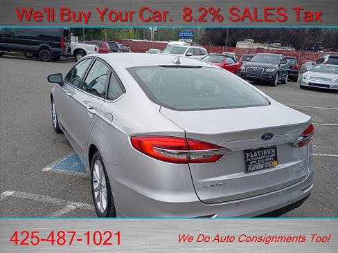 Used 2019 Ford Fusion SE FWD image 8
