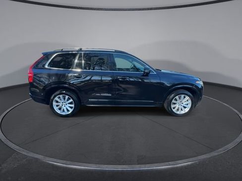 Used 2016 Volvo XC90 T6 Momentum w/ Momentum Plus Package image 16