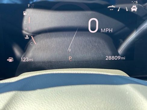 Used 2024 Buick Envista Avenir FWD image 35