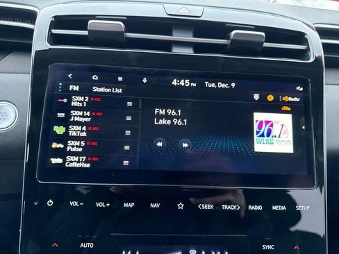 Certified 2023 Hyundai Tucson Limited image 37