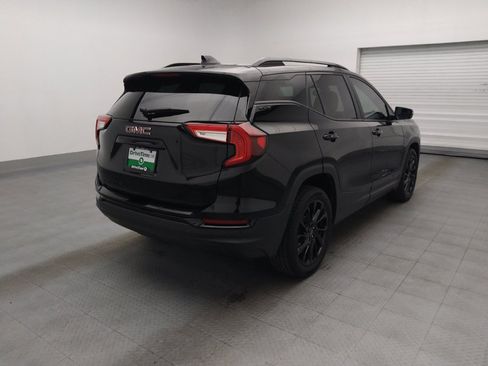 Used 2023 GMC Terrain SLE w/ Elevation Edition FWD image 9