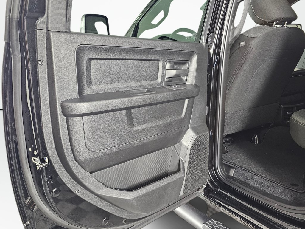 New 2026 RAM 2500 Tradesman AWD/4WD image 32
