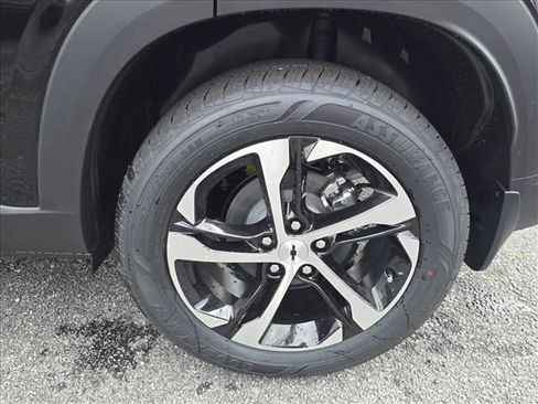 New 2026 Chevrolet Trax RS w/ Driver Confidence Package FWD image 31