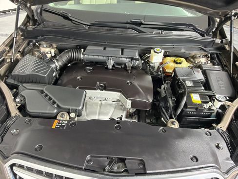 Used 2019 Buick Envision Essence FWD image 26