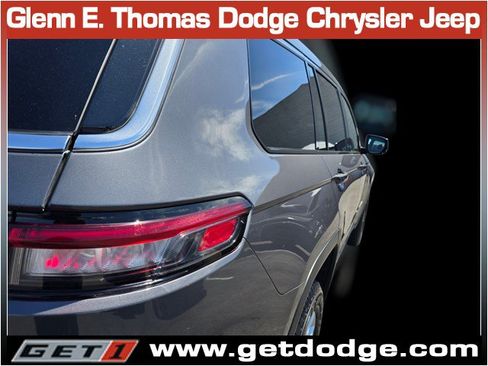 Certified 2023 Jeep Grand Cherokee L Limited w/ Luxury Tech Group II AWD/4WD image 10