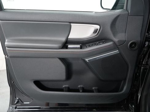 Certified 2025 Ford Expedition Active AWD/4WD image 22