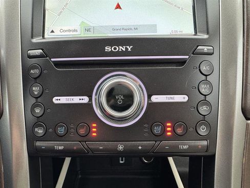 Used 2017 Ford Fusion Platinum image 23