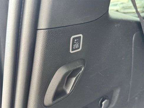 Used 2022 Jeep Wagoneer Series II w/ Rear Seat Video Group 1 image 6