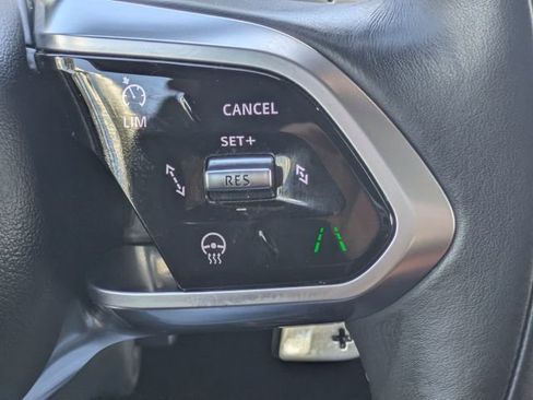 Used 2025 Jaguar F-PACE R-Dynamic S AWD/4WD image 25