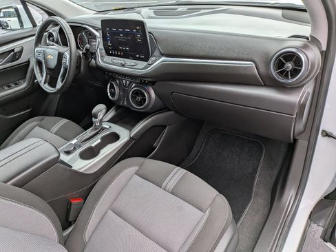 Used 2025 Chevrolet Blazer LT FWD image 36