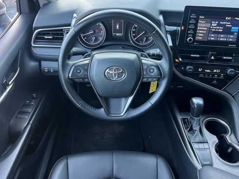 Used 2023 Toyota Camry SE FWD image 17