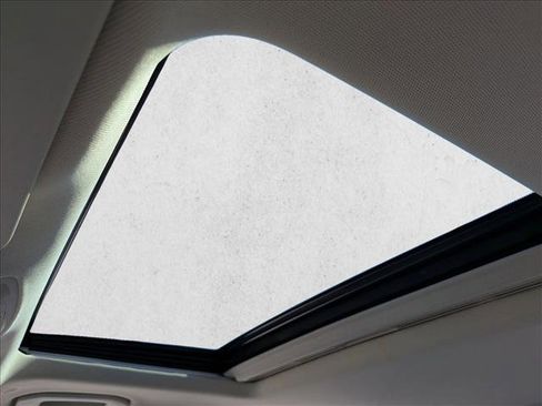 Used 2020 Mercedes-Benz GLE 350 4MATIC image 18