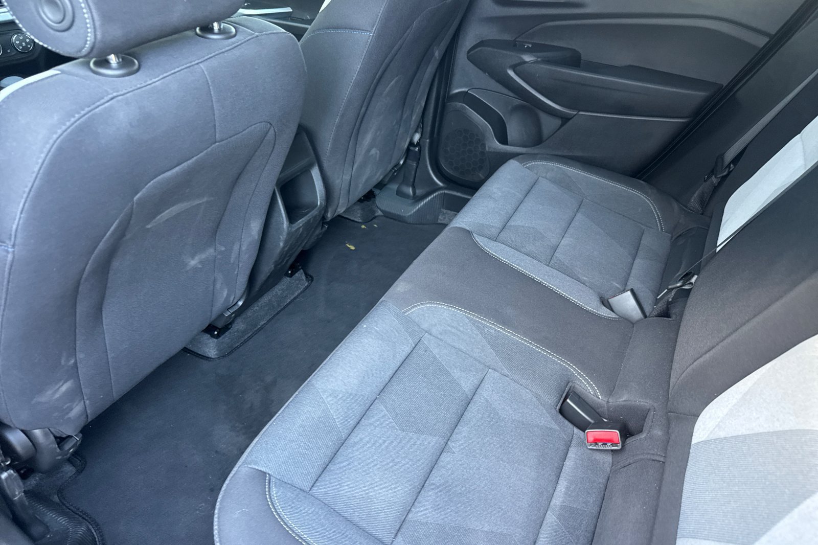 Used 2026 Chevrolet Trax LS w/ LS Convenience Package FWD image 15
