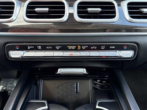 Used 2023 Mercedes-Benz GLS 450 GLS 450 image 19