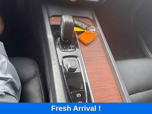 Used 2024 Volvo S60 B5 Plus FWD image 8