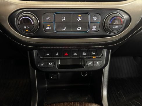 Used 2019 GMC Canyon Denali image 21