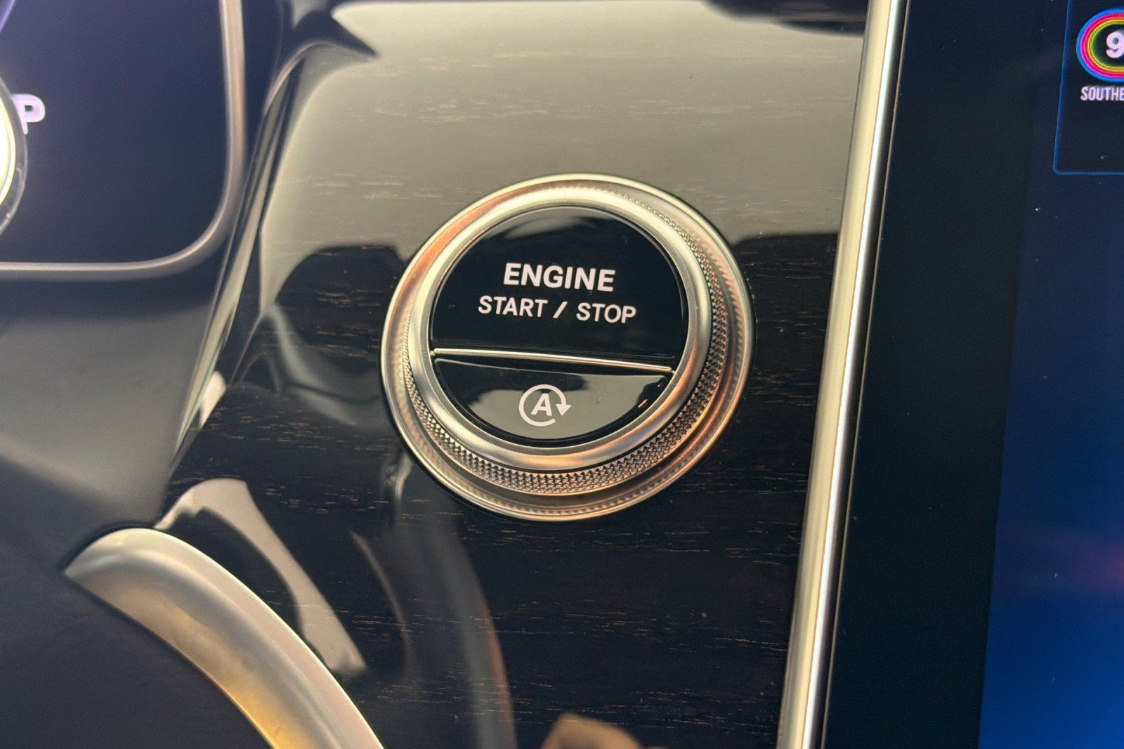 Used 2026 Mercedes-Benz GLC 300 image 21
