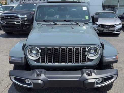 New 2026 Jeep Wrangler Unlimited Sahara AWD/4WD image 2
