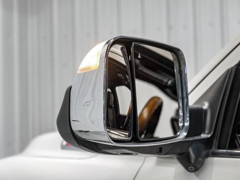 Used 2022 RAM 3500 Limited AWD/4WD image 45
