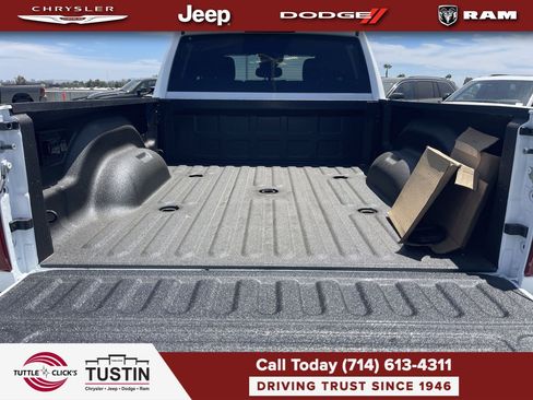 New 2026 RAM 2500 Big Horn AWD/4WD image 27