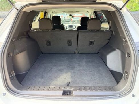 Used 2024 Chevrolet Equinox LS w/ LS Convenience Package FWD image 25