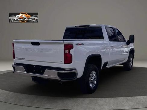 Used 2023 Chevrolet Silverado 2500 LT w/ Convenience Package AWD/4WD image 5