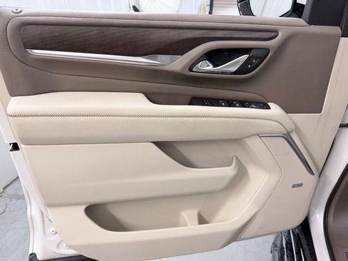 Used 2021 GMC Yukon Denali AWD/4WD image 12