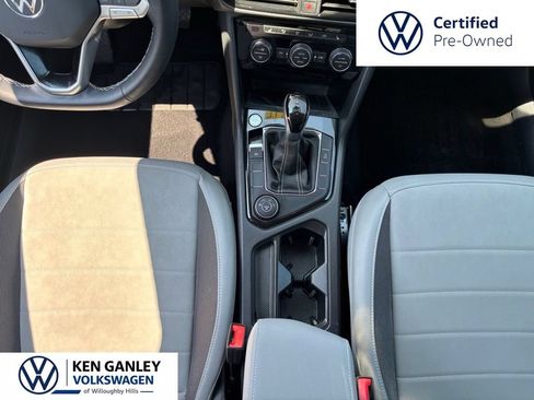 Used 2024 Volkswagen Taos SE AWD/4WD image 18
