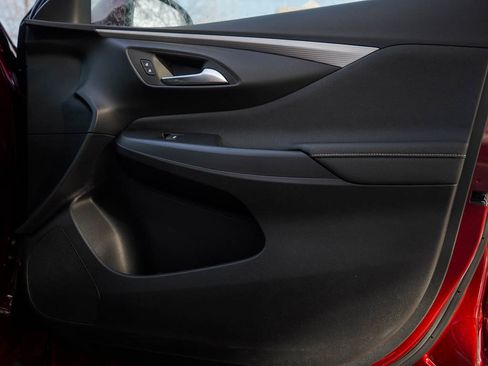New 2026 Buick Envista Preferred FWD image 10