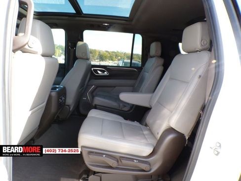 Used 2021 Chevrolet Suburban Z71 w/ Z71 Signature Package image 30