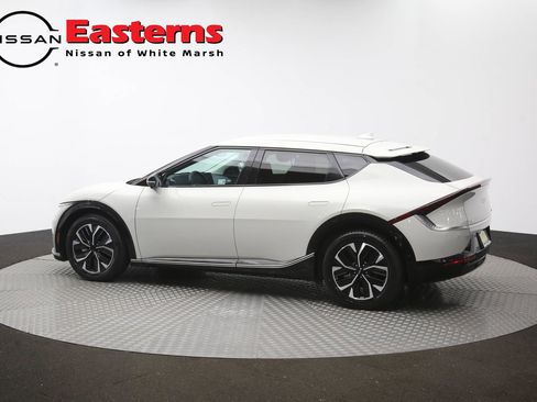 Used 2022 Kia EV6 Wind w/ Wind Technology Package AWD/4WD image 59