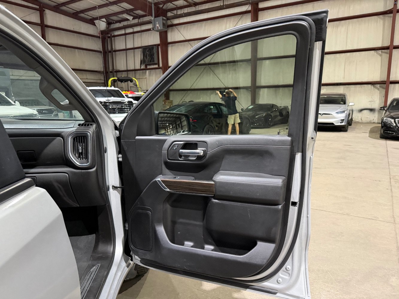 Used 2021 Chevrolet Silverado 1500 LT AWD/4WD image 24