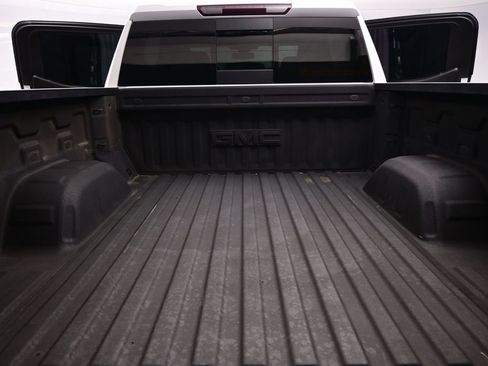 Used 2021 GMC Sierra 1500 SLT w/ SLT Premium Plus Package RWD image 36