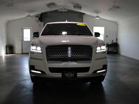 Used 2024 Lincoln Navigator L Reserve AWD/4WD image 66