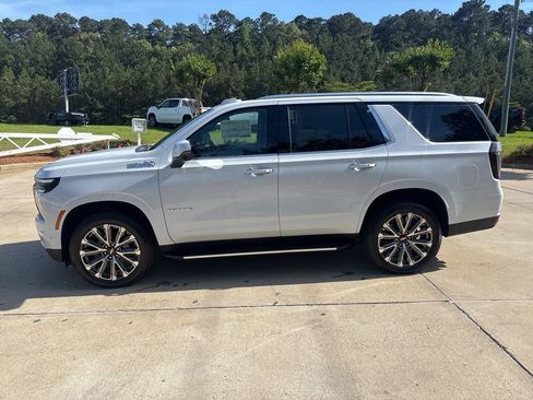 New 2026 Chevrolet Tahoe High Country AWD/4WD image 22
