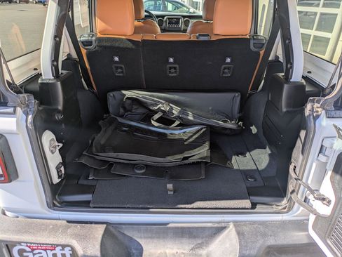 Used 2022 Jeep Wrangler Unlimited Sport image 29