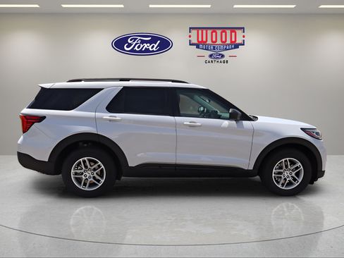 New 2026 Ford Explorer Active AWD/4WD image 2